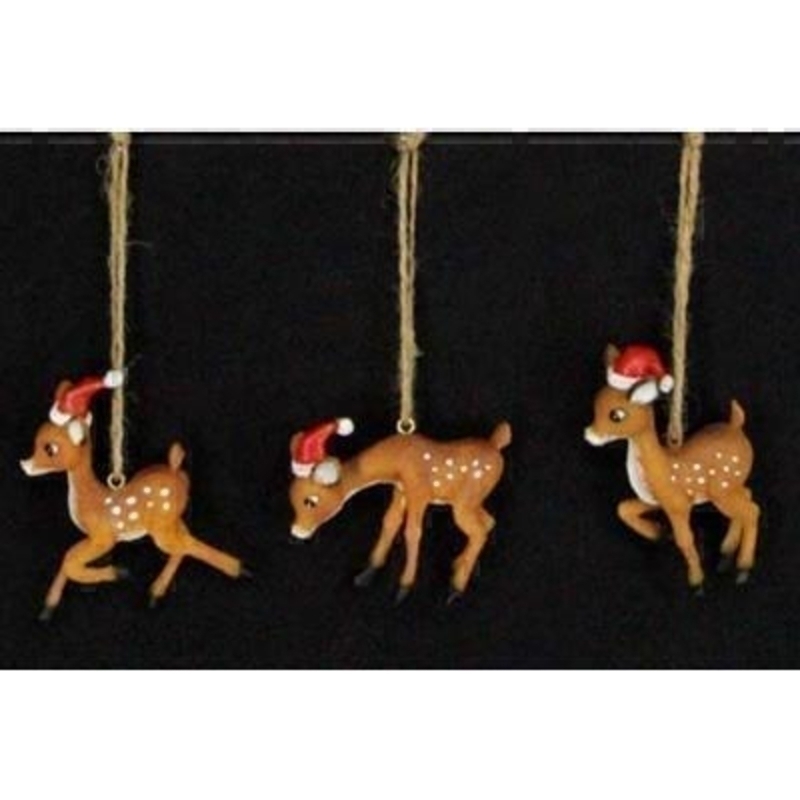 Choice of 3 bambini reindeers in Christmas hat tree decorations. Add an adorable bambini decoration to your tree get one or the whole family of 3. Price is for 1 figurine and the choice will be random unless specified. Approx size (LxWxD) 8x5x2cm